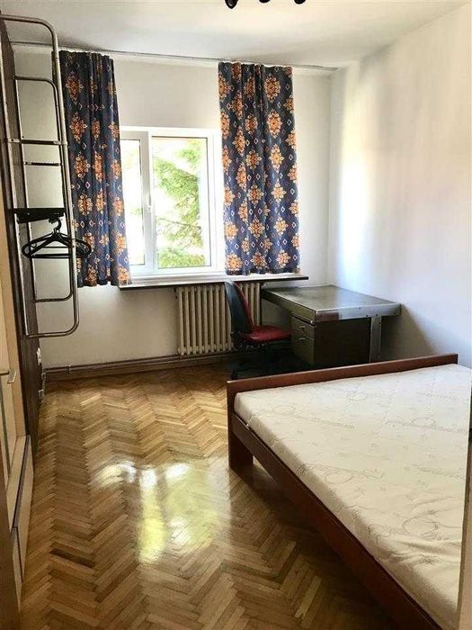 Дава се под наем Двустаен апартамент в София, Център - 62 кв.м за 612 € - Снимка #2