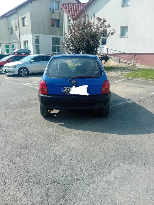 Opel corsa B  2000