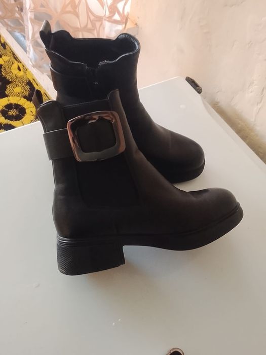 Продам  кожаные сапожки
