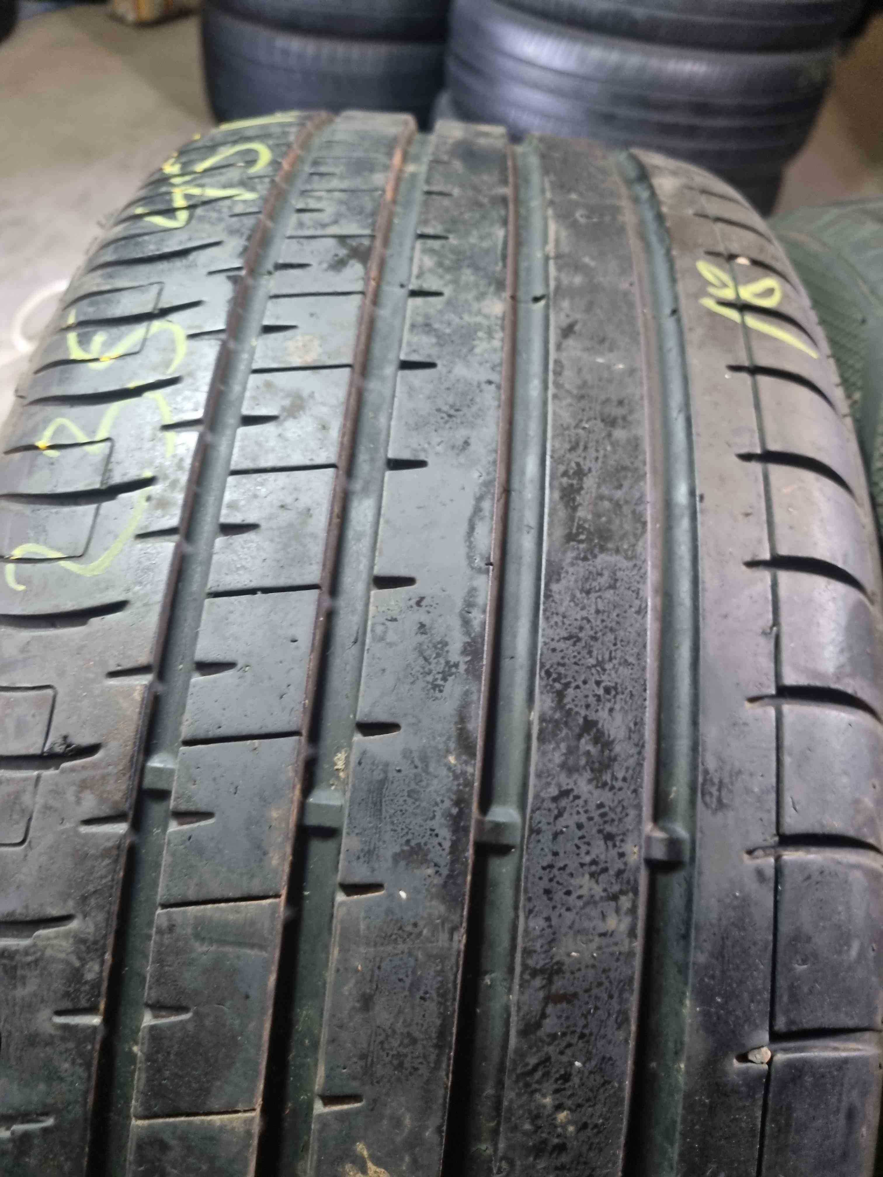 SET 2 Anvelope Vara 235/45 R18 ACCELERA PHI-R 98Y - XL