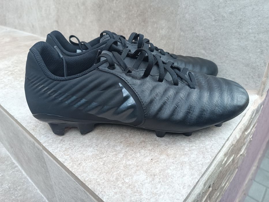 Бутонки Nike tempo