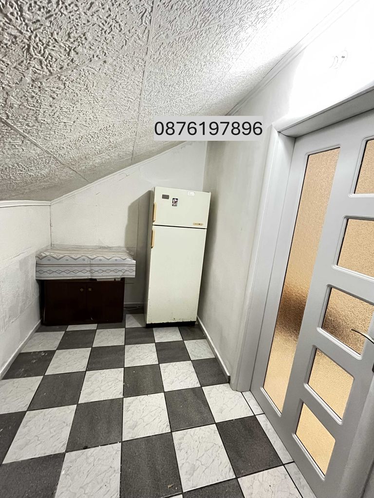 Продава се Тристаен апартамент в Варна, Автогара - 62 кв.м за 1984 €/кв.м - Снимка #8