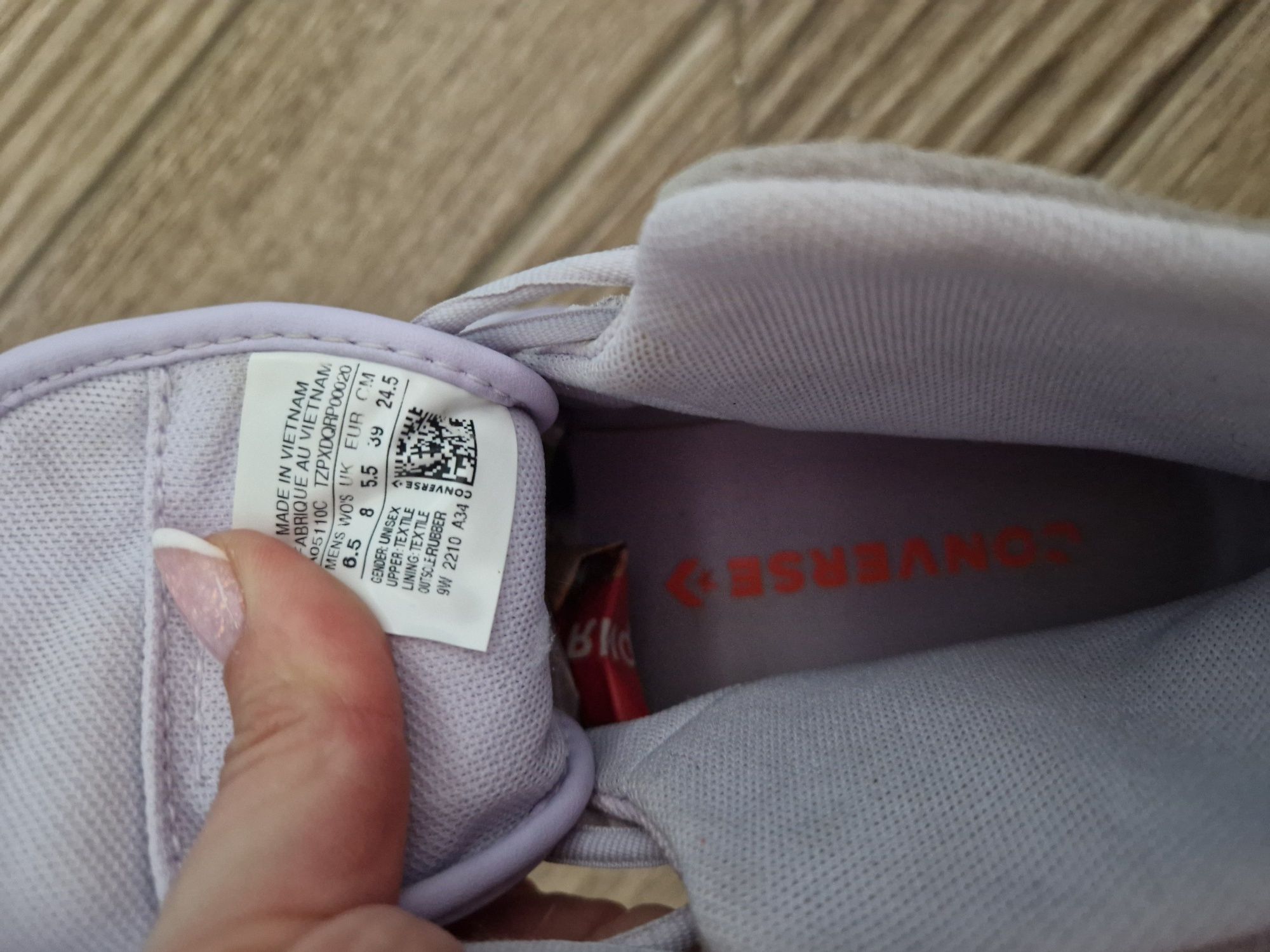 Оригинални дамски спортни обувки  CONVERSE