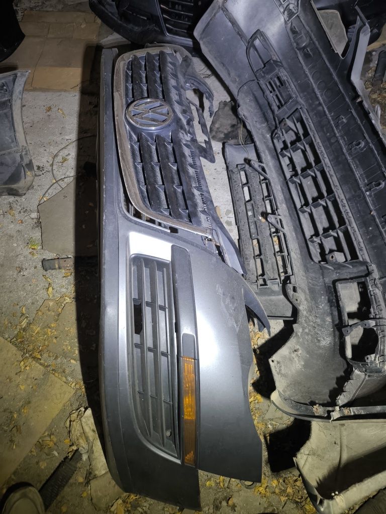 Предна броня Vw passat b6