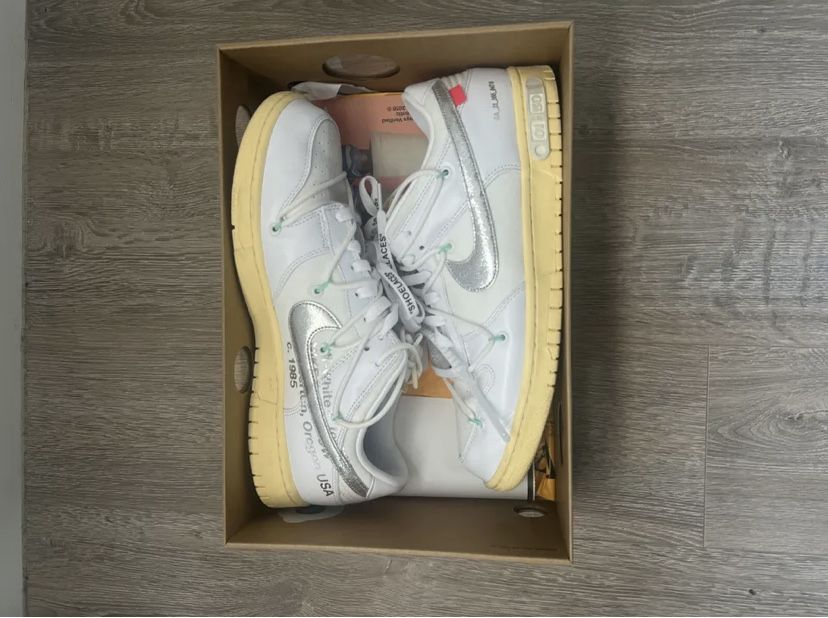 Off white dunk lot 1  46EU