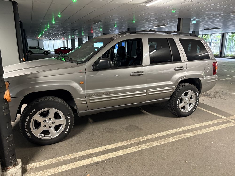 Jeep grand cheroke