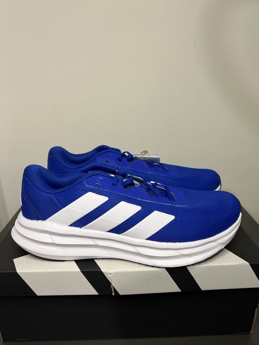 Оригинални маратонки Adidas 43 номер