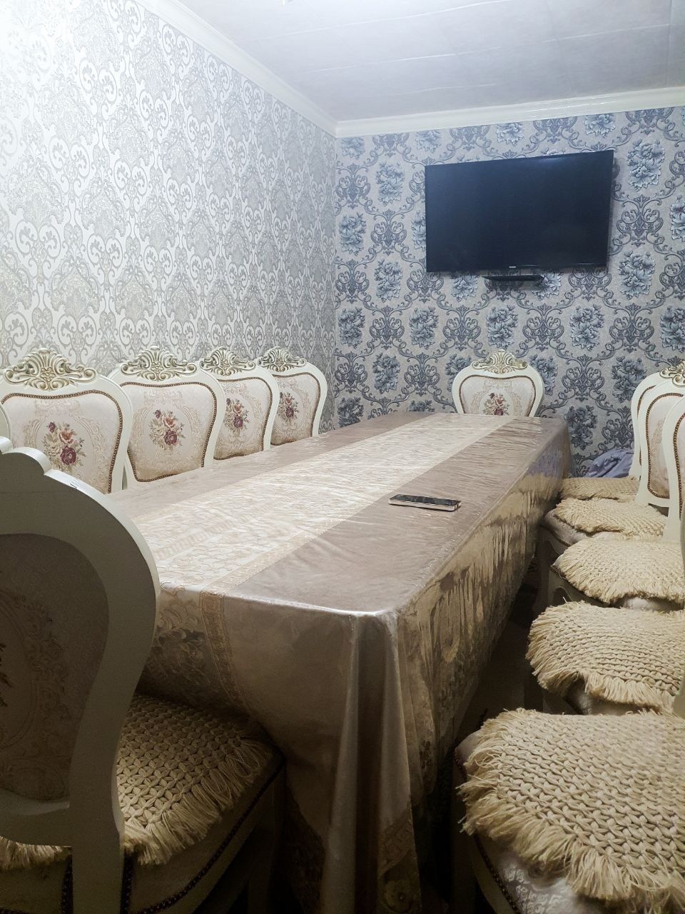 Чирчиқда 500 када Ховли сотилади 12 сотих