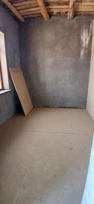 3 сотих Уй сотилади ёки бартер  олмазор 3 хона квартирага