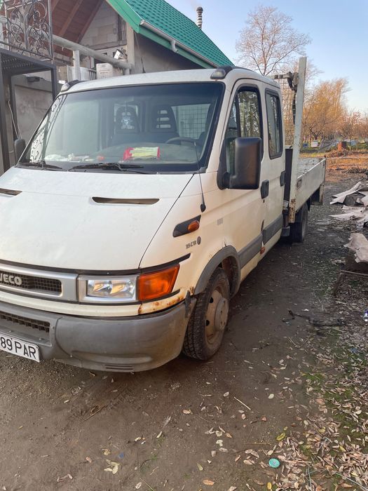 Vând iveco daily