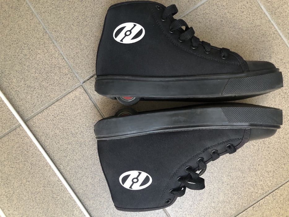 Ghete role copil Heelys X Simpsons Hustle Black