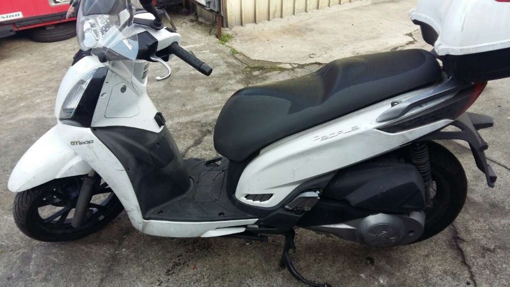 Kymco People GTi 200i-На части