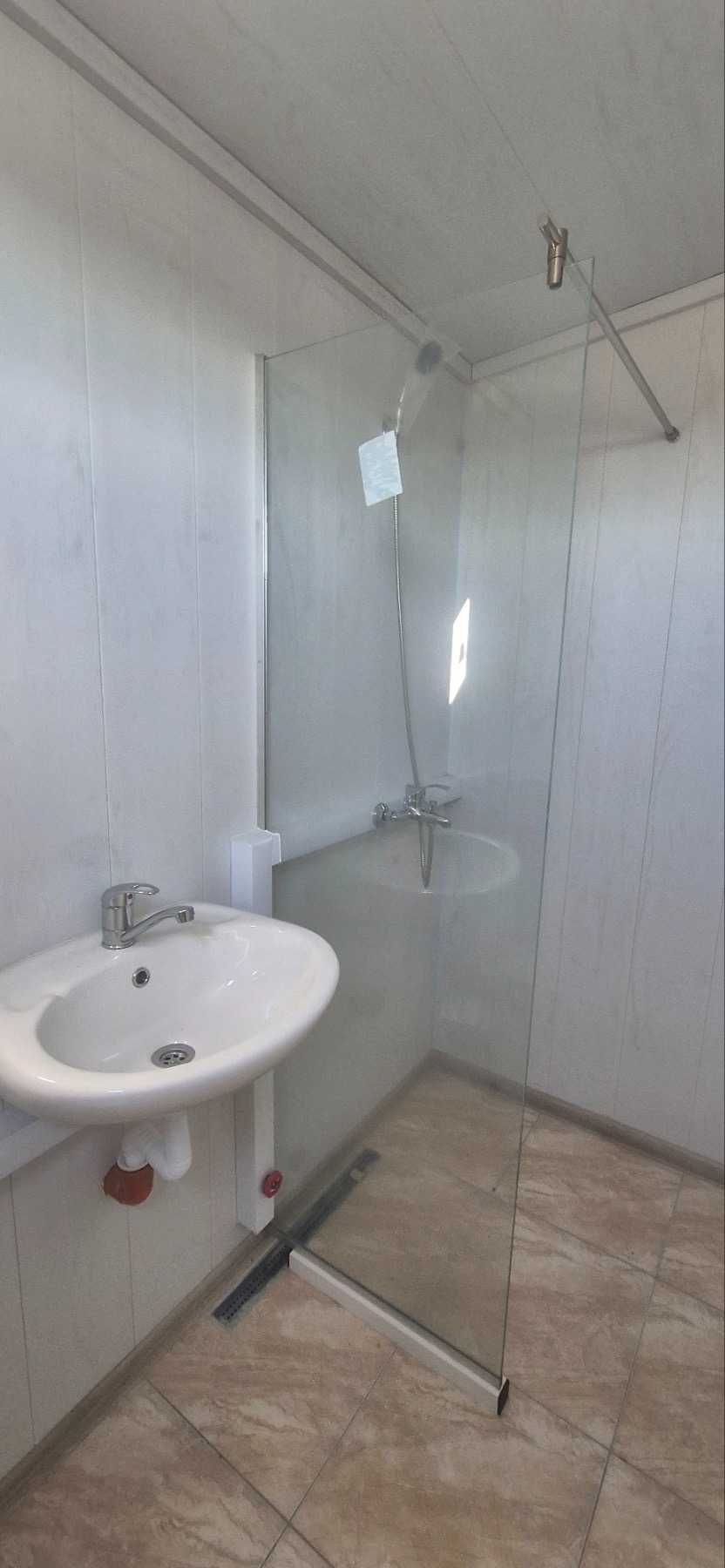 Контейнер 240/500 см. със санитарен възел