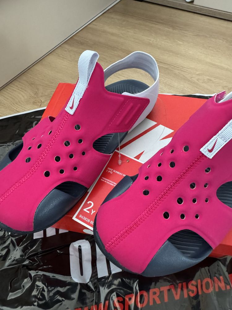 Сандали Nike номер 33,5