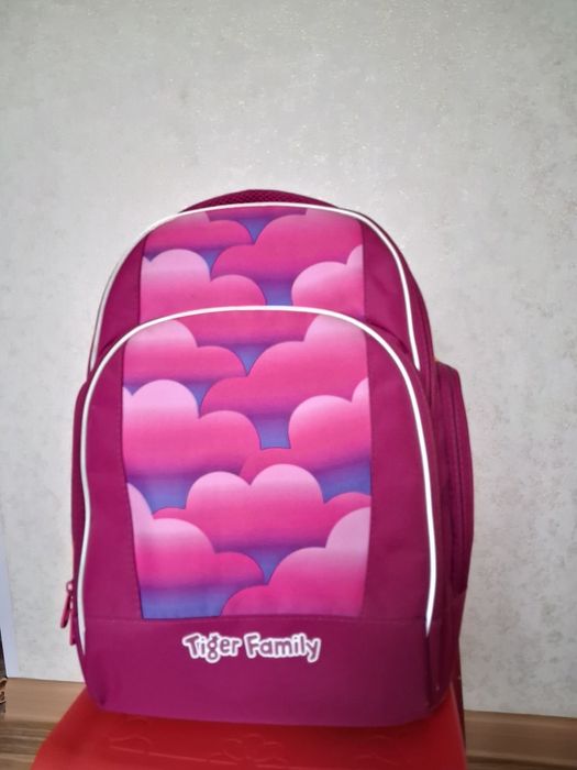 Продам рюкзак Tiger Family
