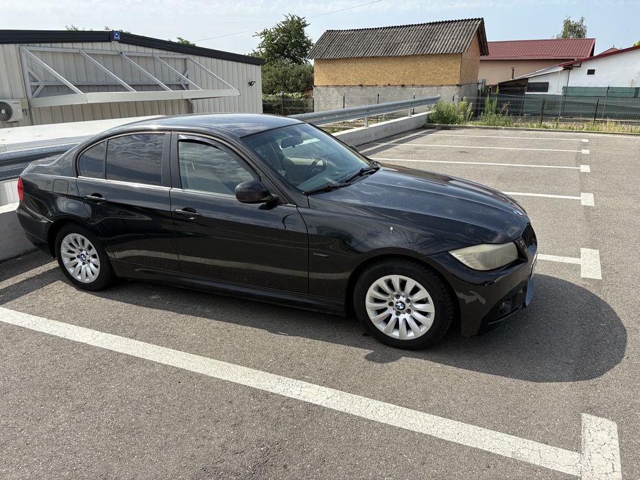 Bmw seria 3 facelift /143 cp