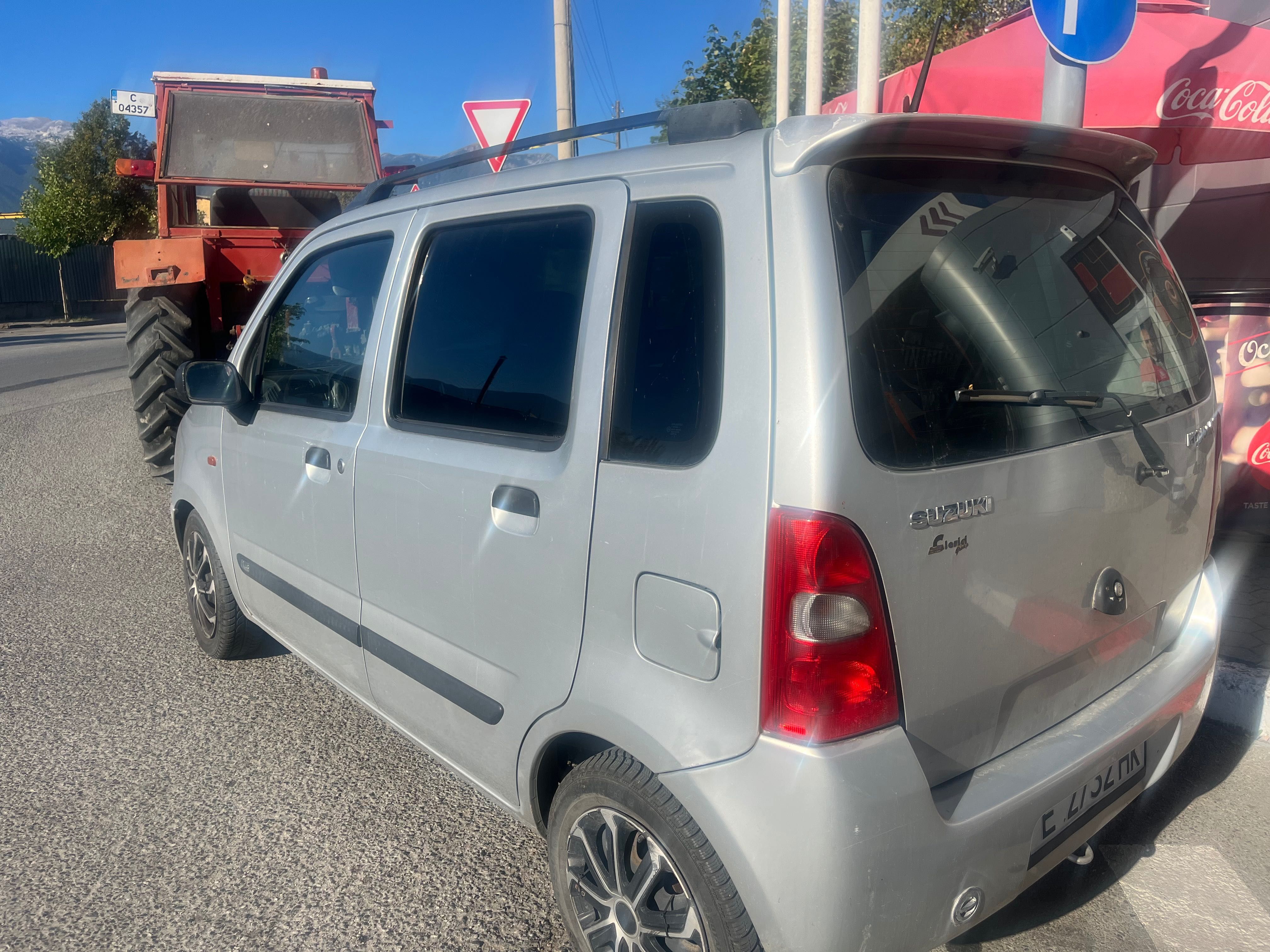 Сузуки Wagon 4x4, 1.3 продавам