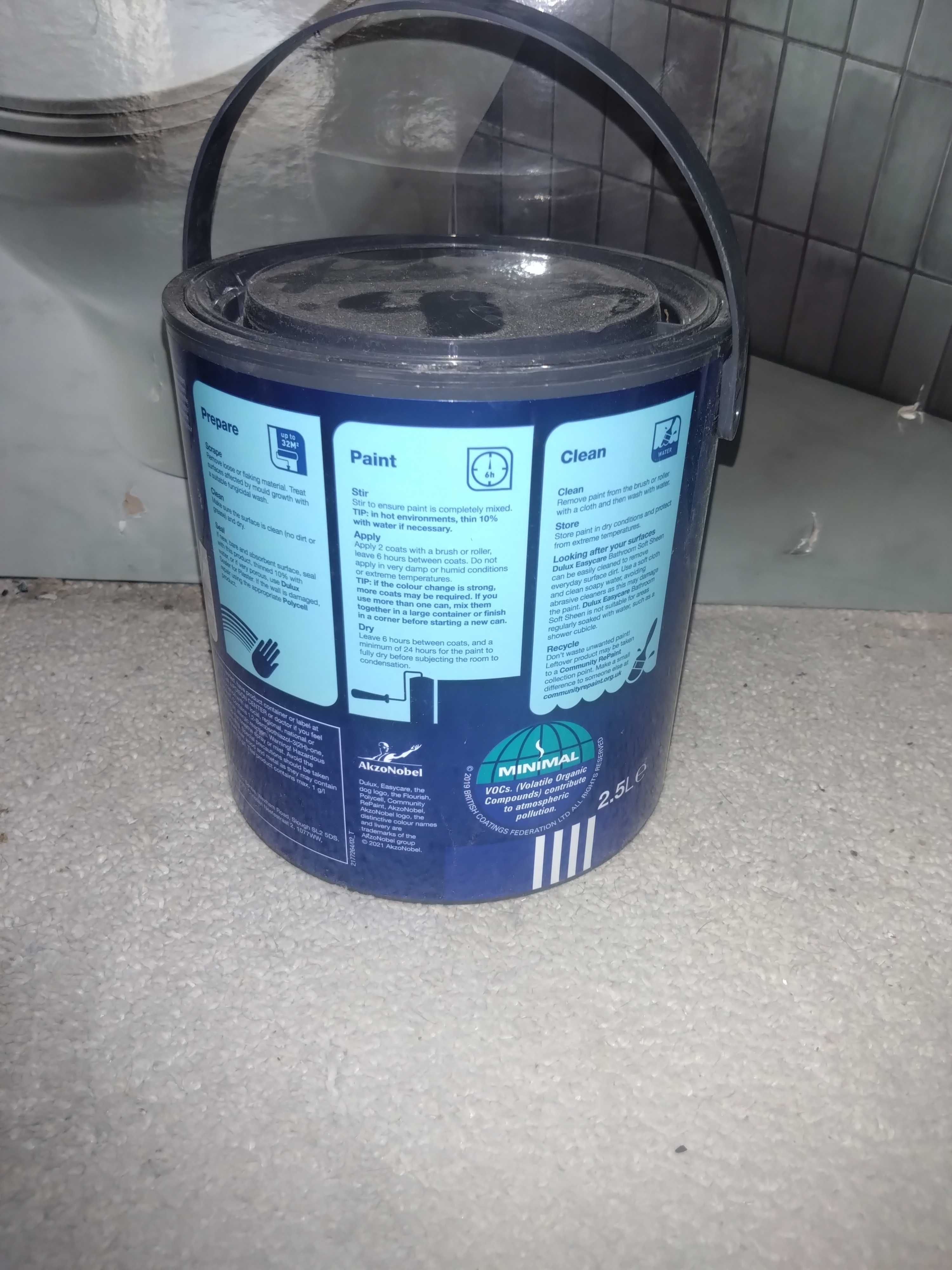 Боя за баня Dulux 2.5л