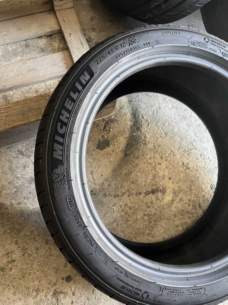 2 anvelope de vara 225/45/17 Michelin 2024!