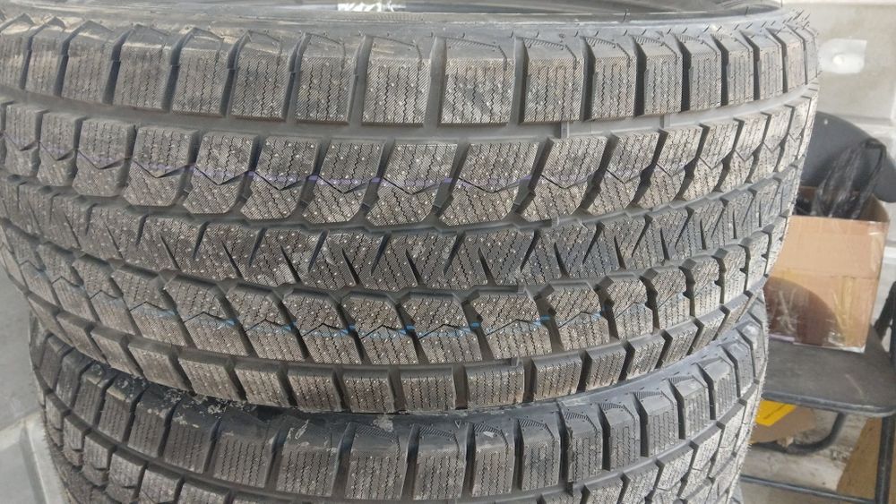 Продам шины новые 255/55R20