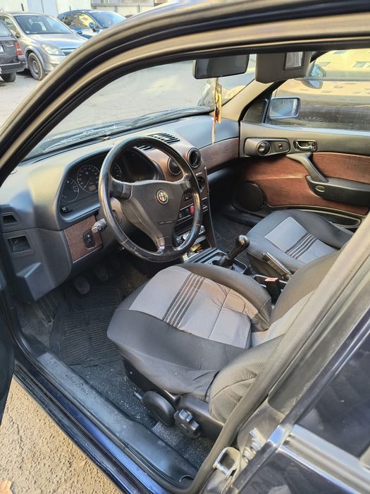 Vând Alfa Romeo 146 din 2001