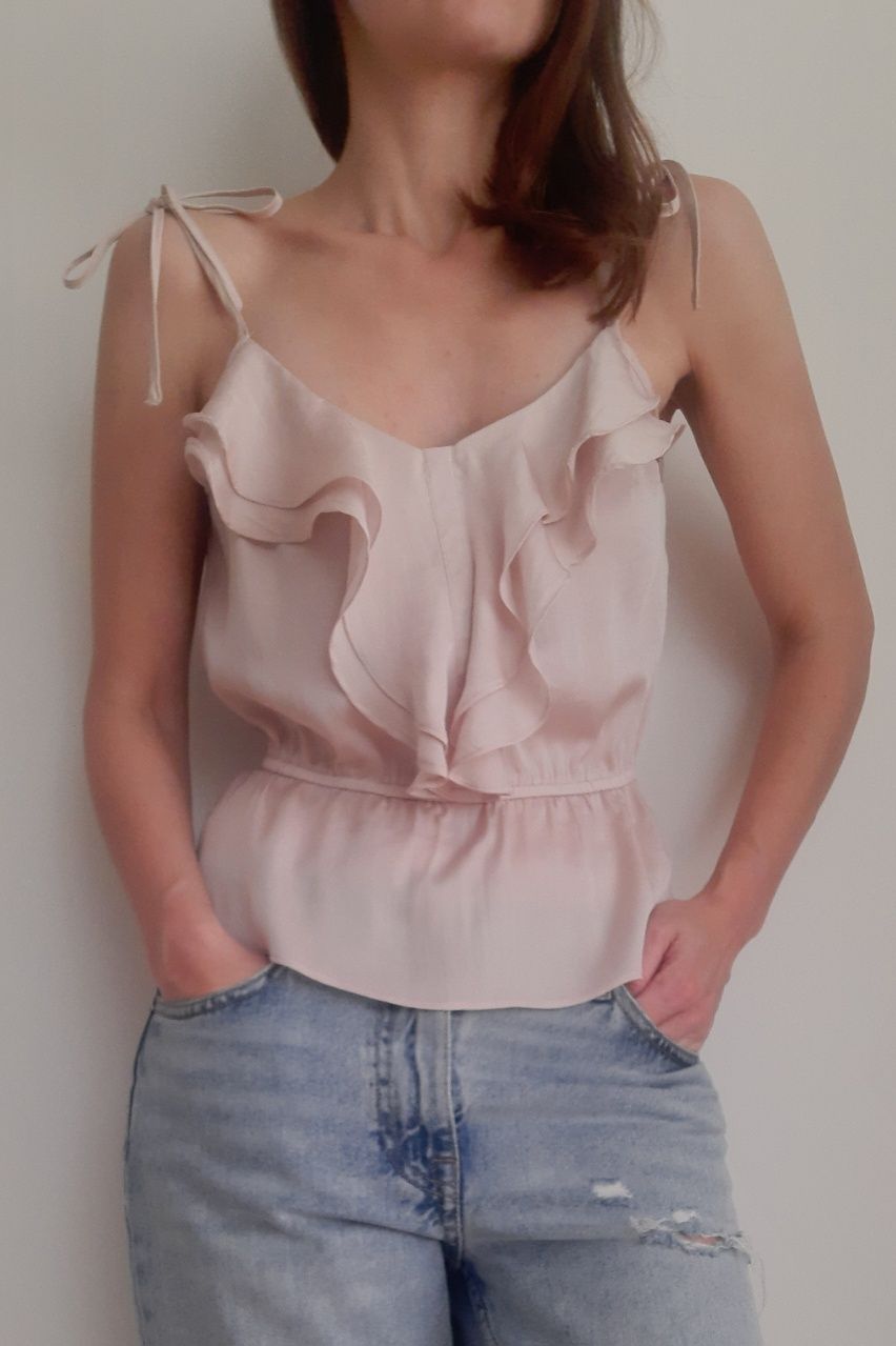 Топове по 5 лв.Топ Amisu , H&M , Mint and Berry
