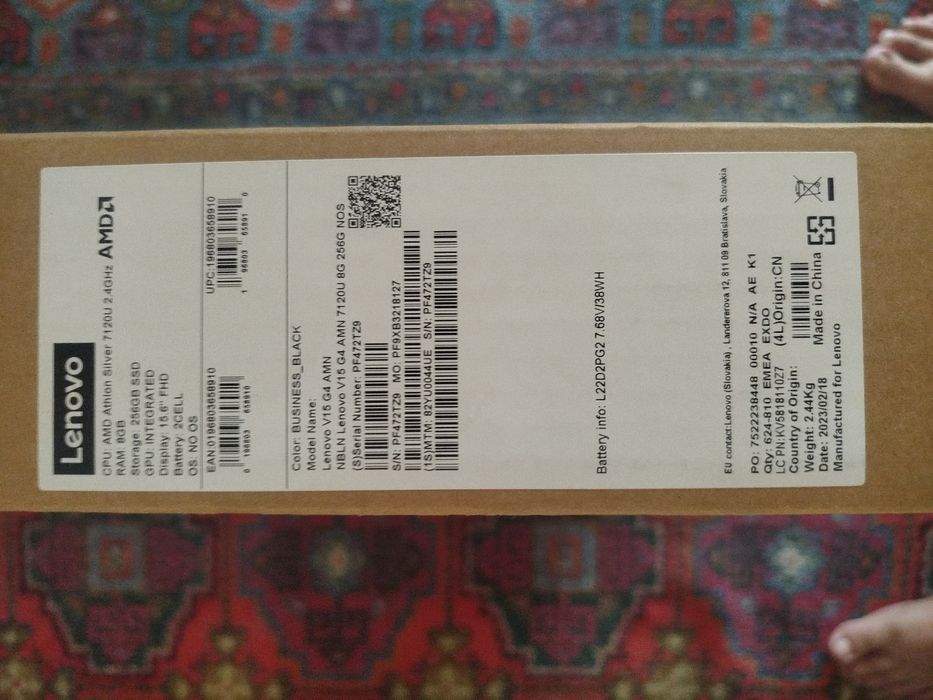 Noutbuk Lenovo karopka document holati yaxshi Narxi kelishiladi