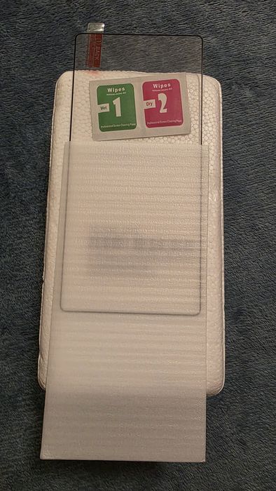 Кейс и стъклен протектор за Samsung Galaxy S25 Ultra