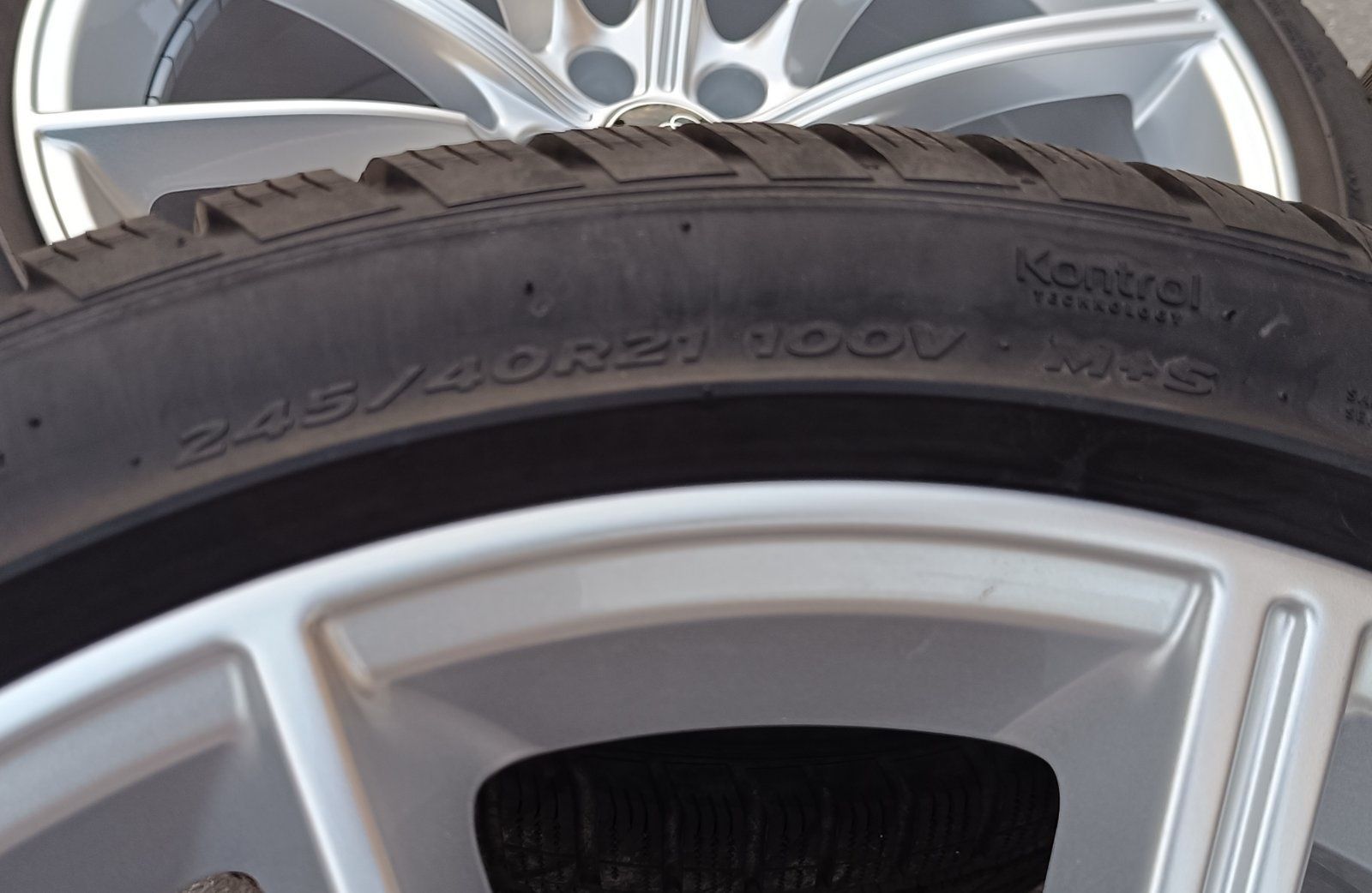 Оригинални джанти с гуми зимни 21 цола Audi A7 S7 A8 S8 Rs6