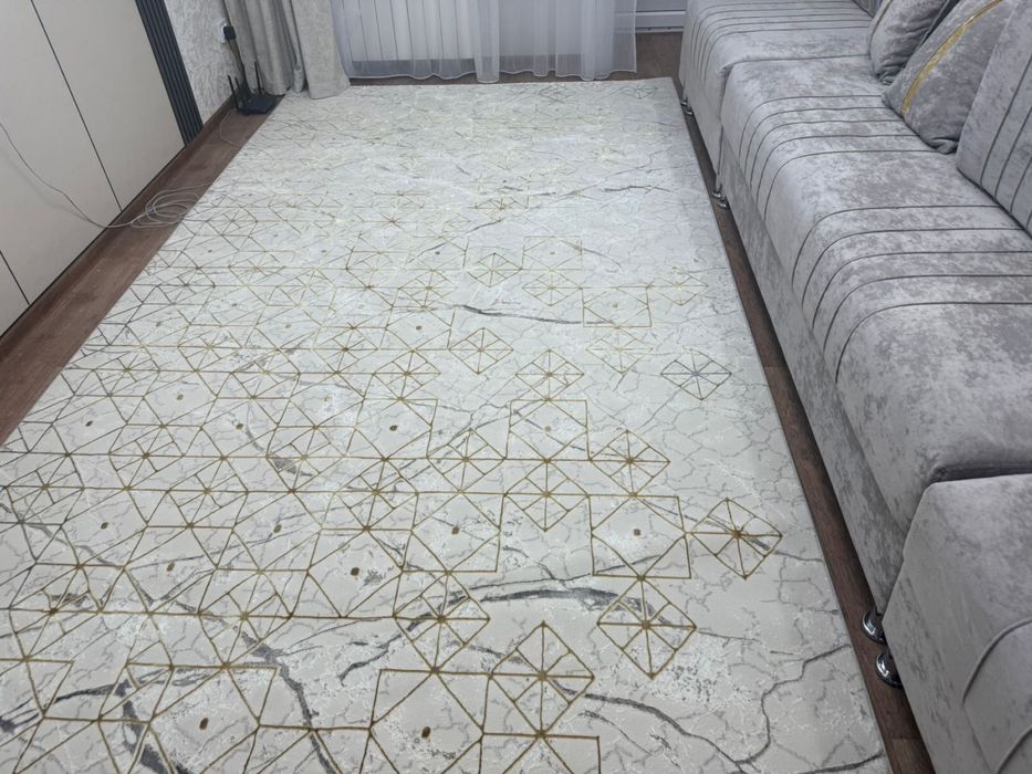 Продам новый ковер