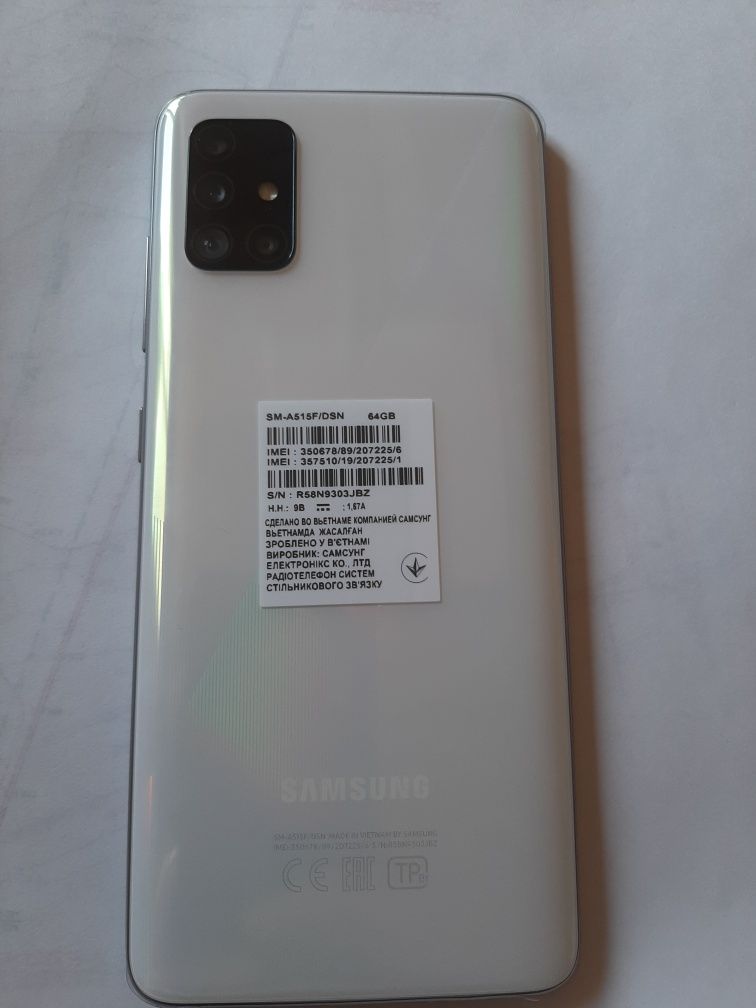 Samsung A51 64ГБ white новый.