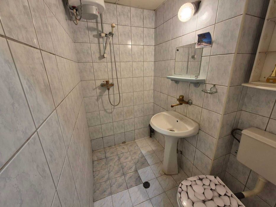 Продава се Двустаен апартамент в Русе, Център - 65 кв.м за 1537 €/кв.м - Снимка #6