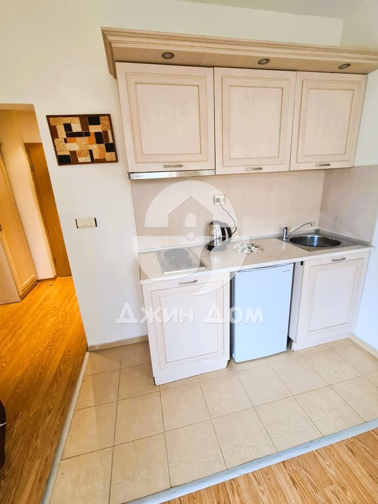 Продава се Двустаен апартамент в к.к. Слънчев бряг - 52 кв.м за 1116 €/кв.м - Снимка #1