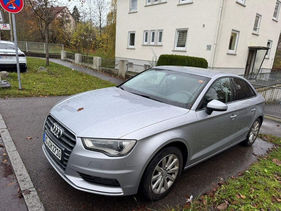Audi A3 Limuzină 1.6 TDI Automatik