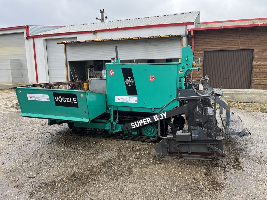 Masina de turnat asfalt