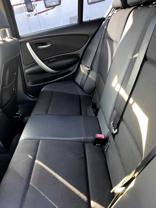 BMW Seria 1 • 2.0 Diesel 143CP • Manuală 6 trepte • Trapa • Jante M