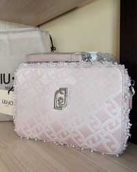 Liu Jo - дамска чанта ( Розова с елементи ) Нова с етикети