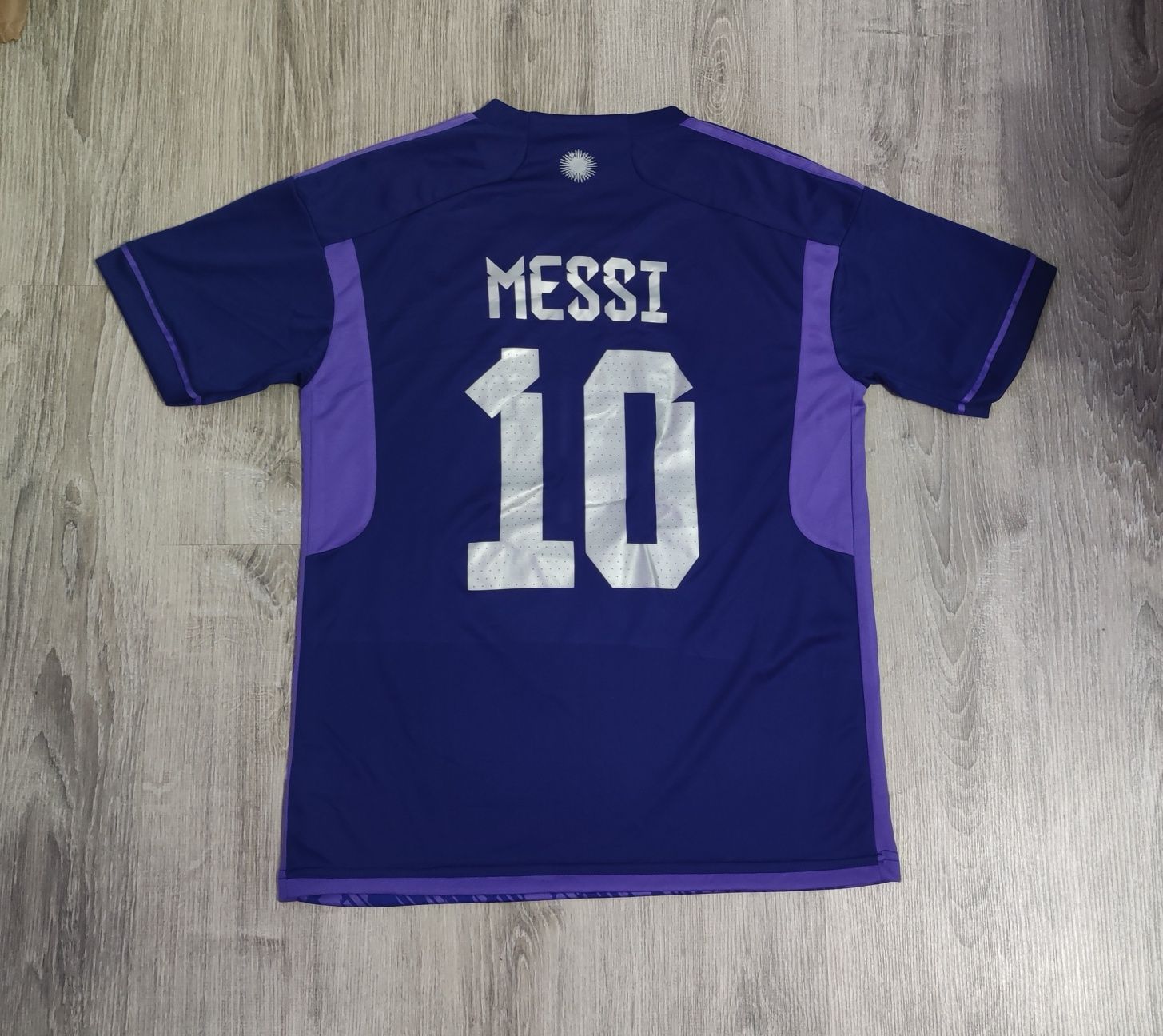 Messi Argentina size M Фен футболна фланелка на Меси