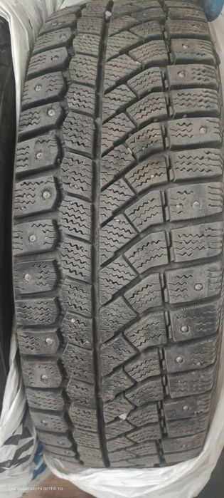 Продам зимняя шипы