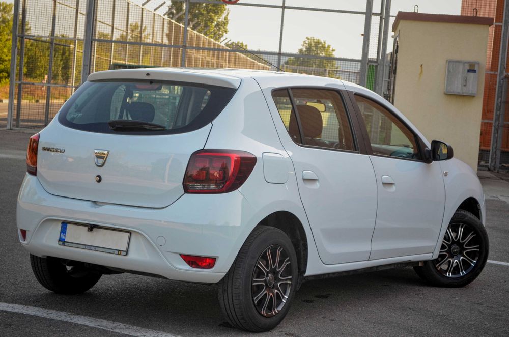 Dacia Sandero 2 Facelift - 2019 - Euro 6 - 1.5 DCI - Navigatie -Camera