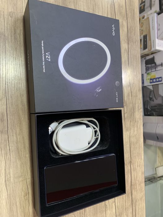 Vivo V27   256Gb