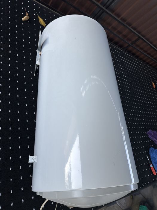 Продам бойлер Ariston