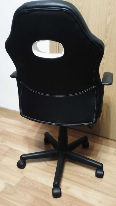 Геймърски стол черен