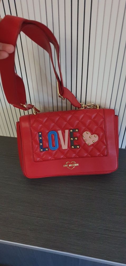 Чанта Love Moschino