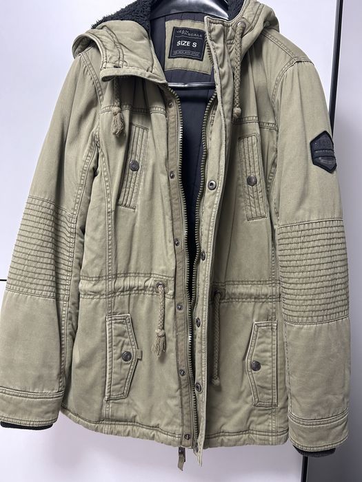 Geaca de iarna Se potriveste si pentru un M