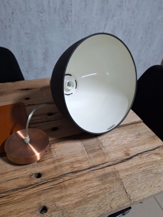 Corp iluminat clopot