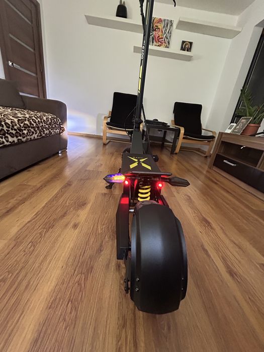 Vand trotineta ootd t10