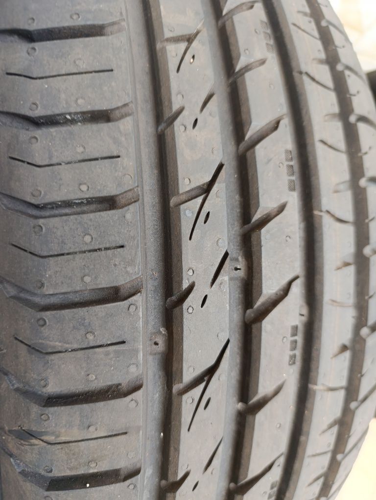 Летни гуми Kumho 225/60/18 PS 91