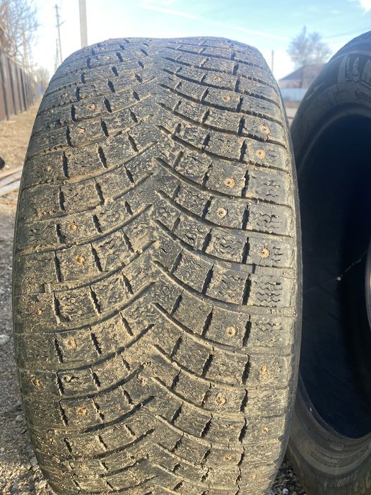 Шины зимние с шипами