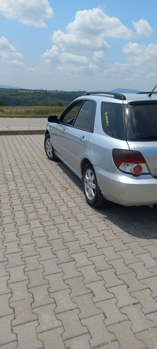 Продава се субару импреза 2003г